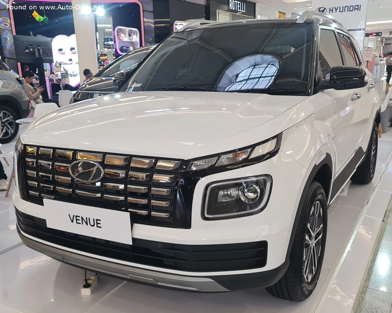 Hyundai Venue 1.0 Turbo GDi (120 Hp)2022 - - 1