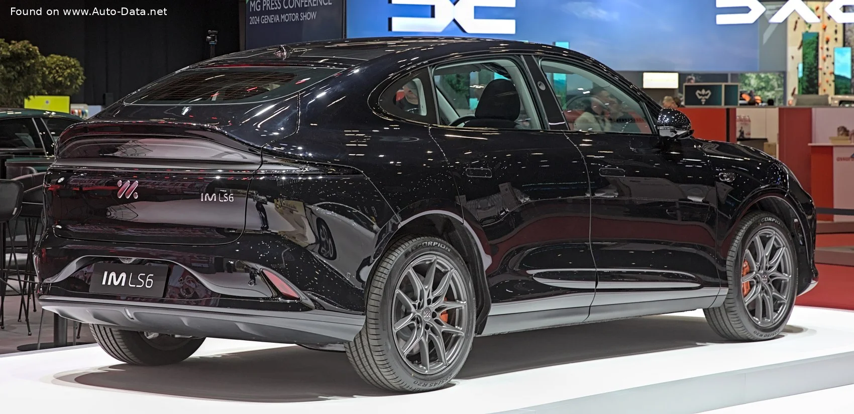 IM LS6 100 kWh (515 Hp)2023 - 2024 thumbnail 11