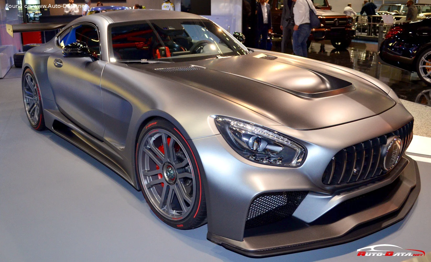 IMSA RXR One 4.0 V8 (860 Hp)2017 - - 1