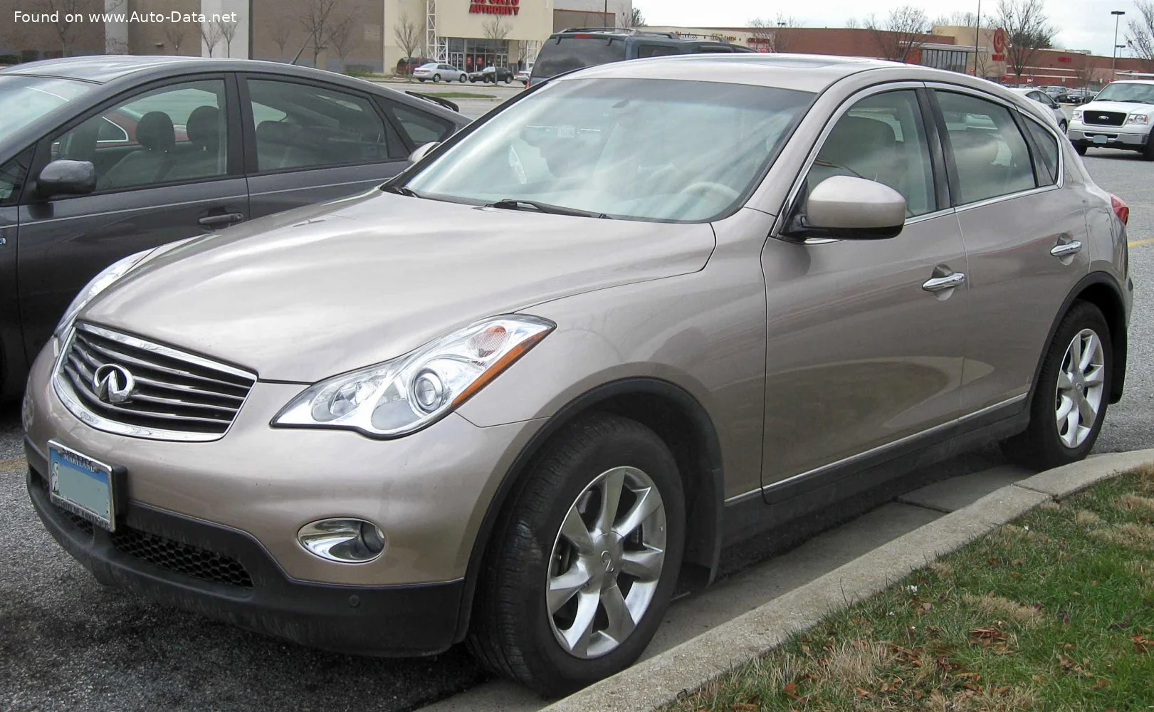 Infiniti EX modeli