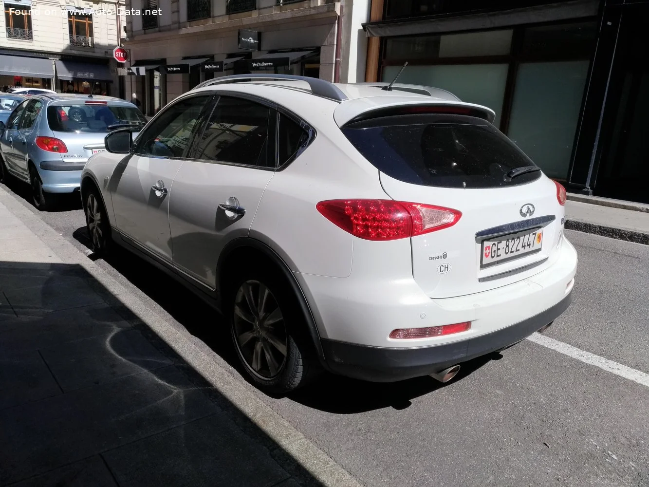 Infiniti EX 3.7i V6 (320 Hp) 4WD Automatic2007 - 2013 thumbnail 8