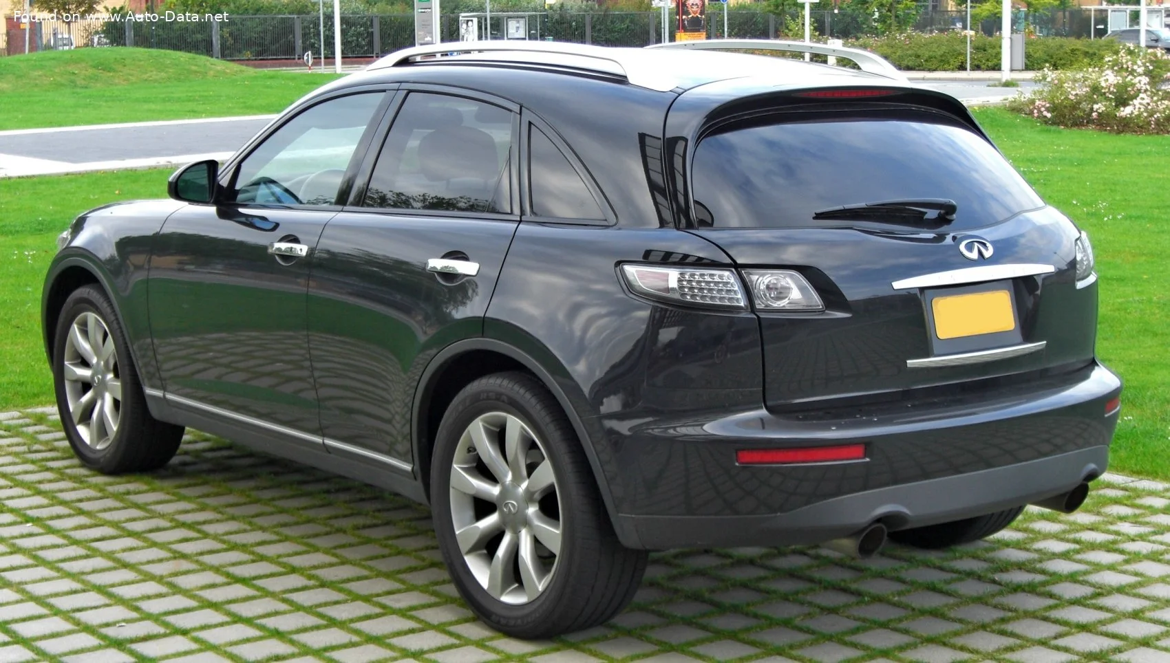 Infiniti FX 35 V6 24V (283 Hp)2003 - 2006 thumbnail 5