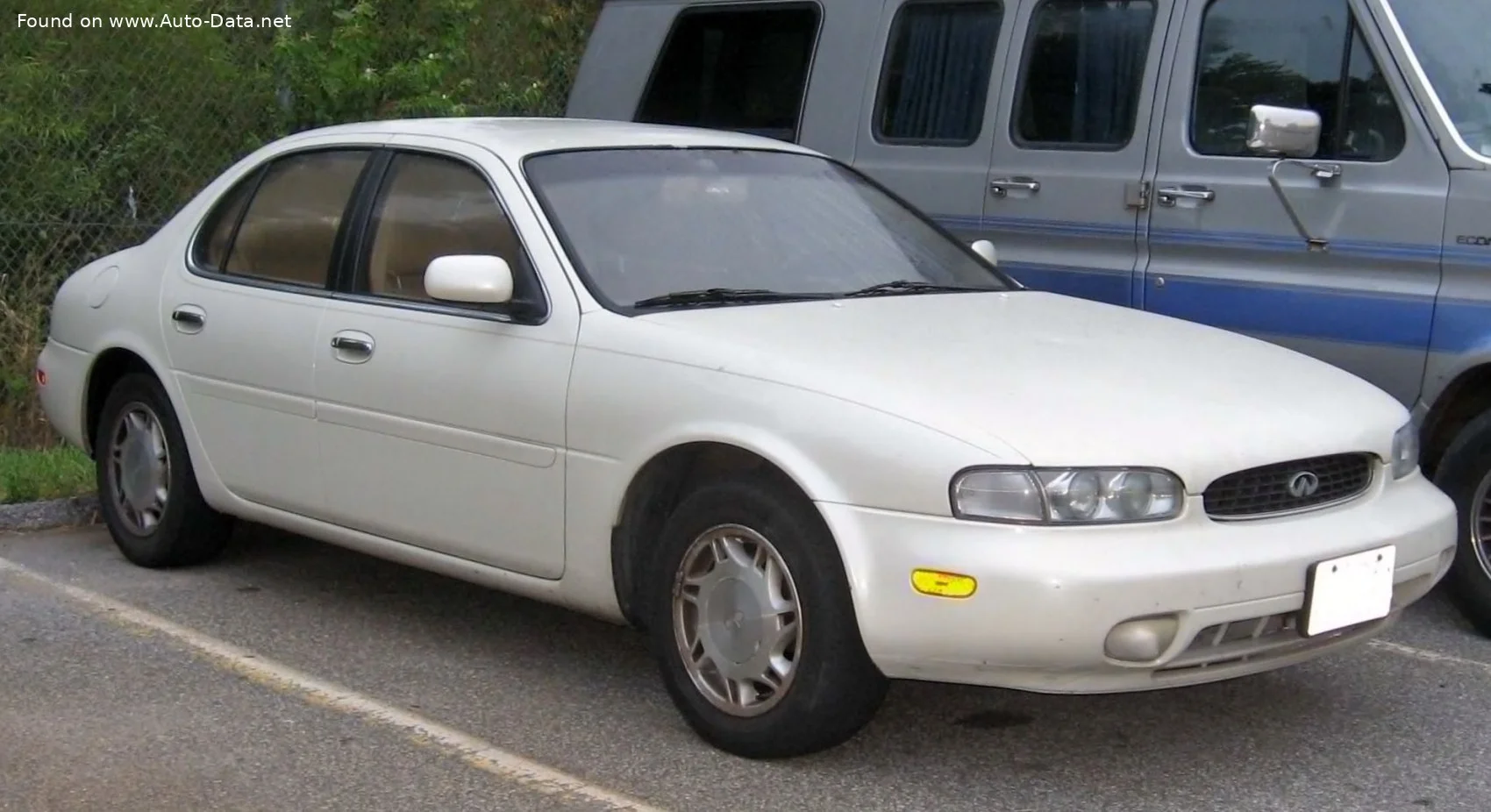 Infiniti J30 3.0 i V6 24V (200 Hp)1992 - 1997 - 1