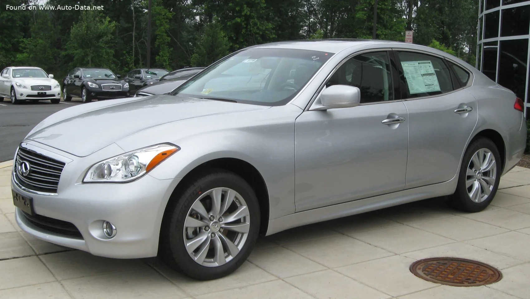 Infiniti M M30d V6 (238 Hp) Automatic2010 - 2014 thumbnail 2