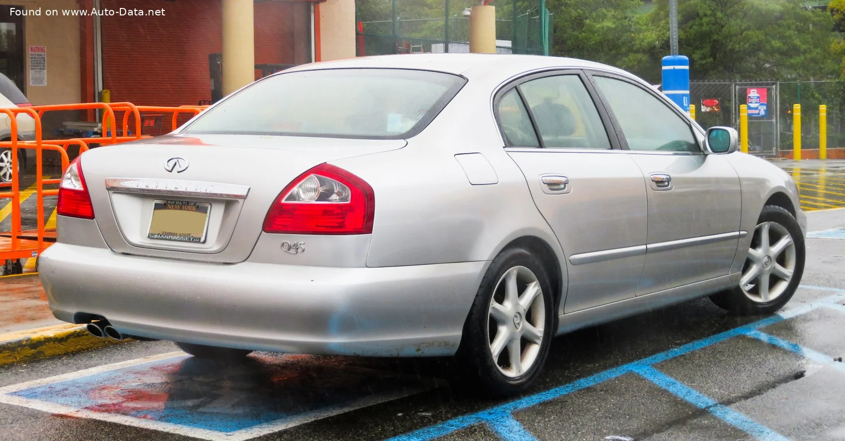 Infiniti Q45 4.5 i V8 32V (340 Hp)2001 - 2006 thumbnail 3