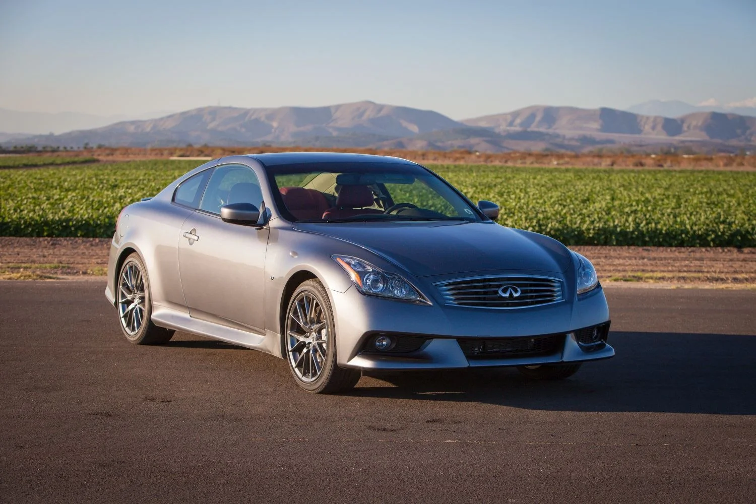 Infiniti Q60 3.7 V6 (320 Hp) Automatic2014 - 2016 - 1