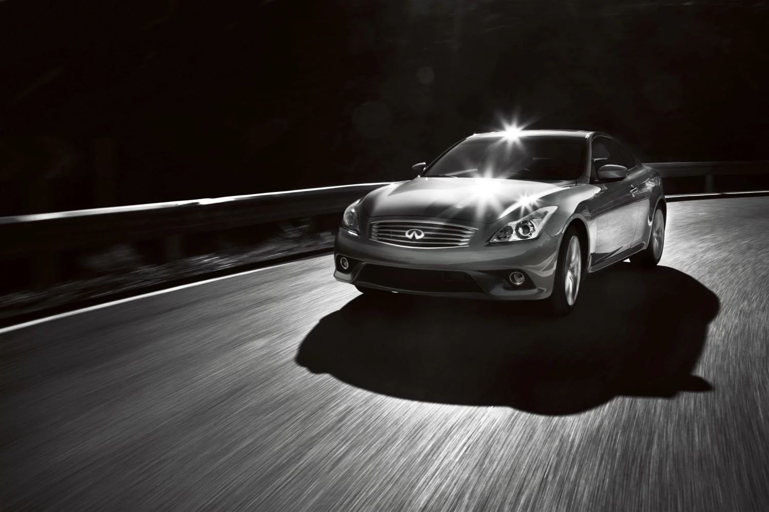 Infiniti Q60 3.7 V6 (320 Hp) Automatic2014 - 2016 thumbnail 6