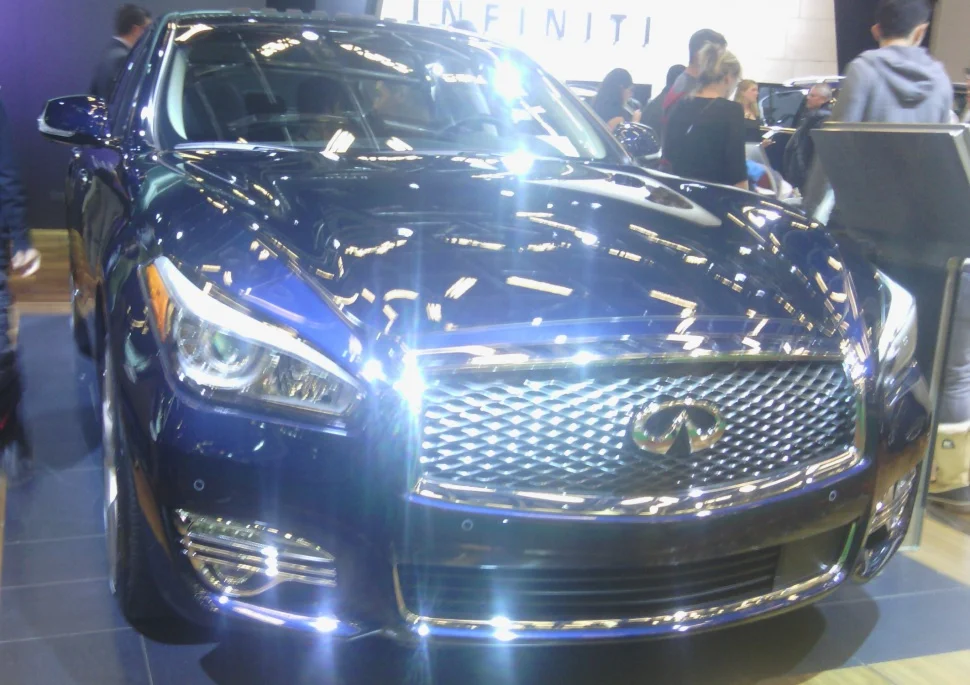 Infiniti Q70 3.7 V6 (330 Hp) Automatic2014 - 2018 thumbnail 9