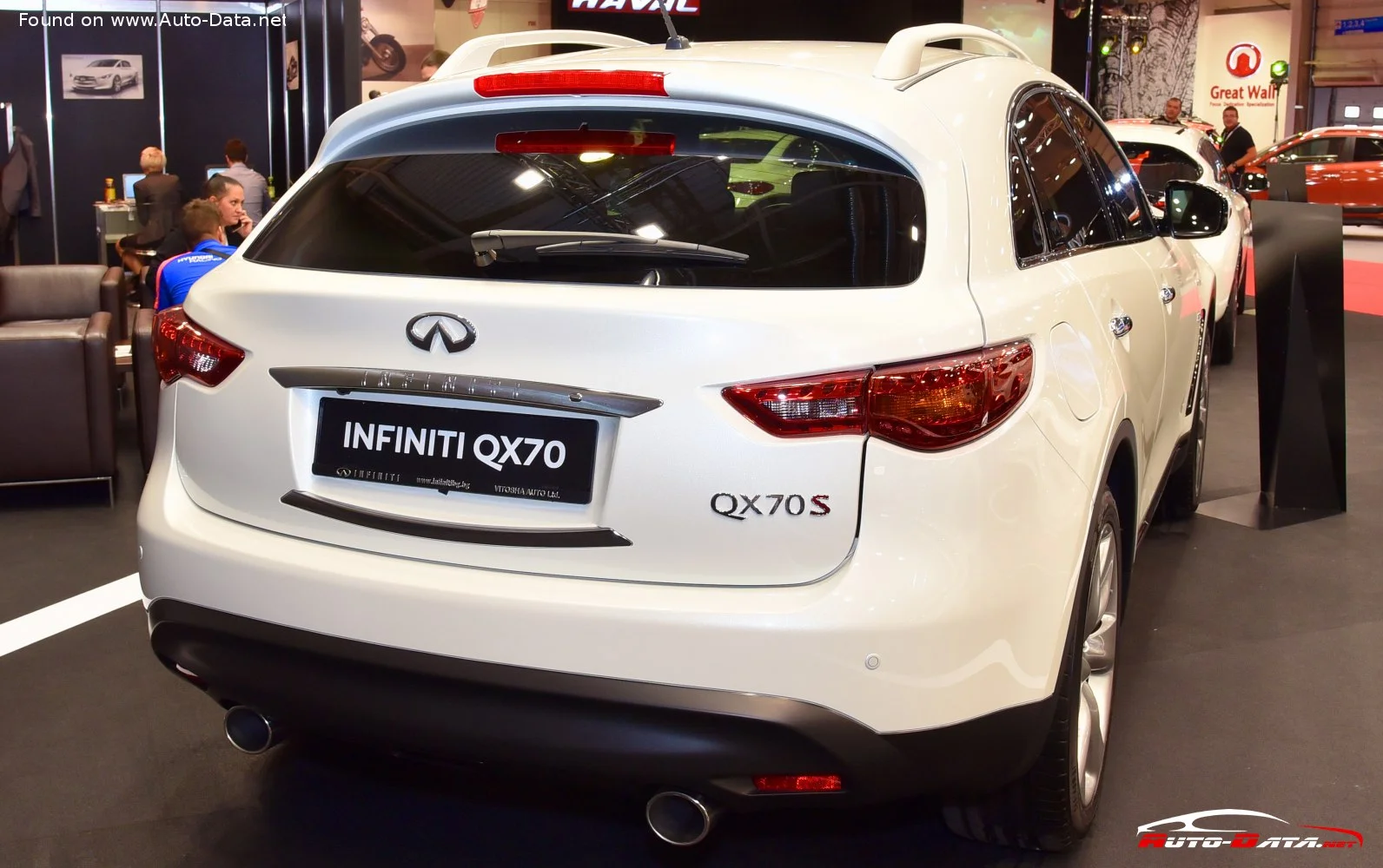 Infiniti QX70 3.0D V6 (238 Hp) Automatic AWD2013 - thumbnail 2