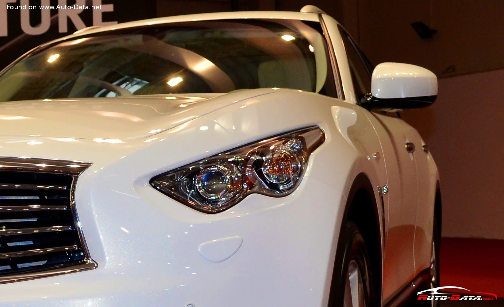 Infiniti QX70 3.0D V6 (238 Hp) Automatic AWD2013 - thumbnail 7