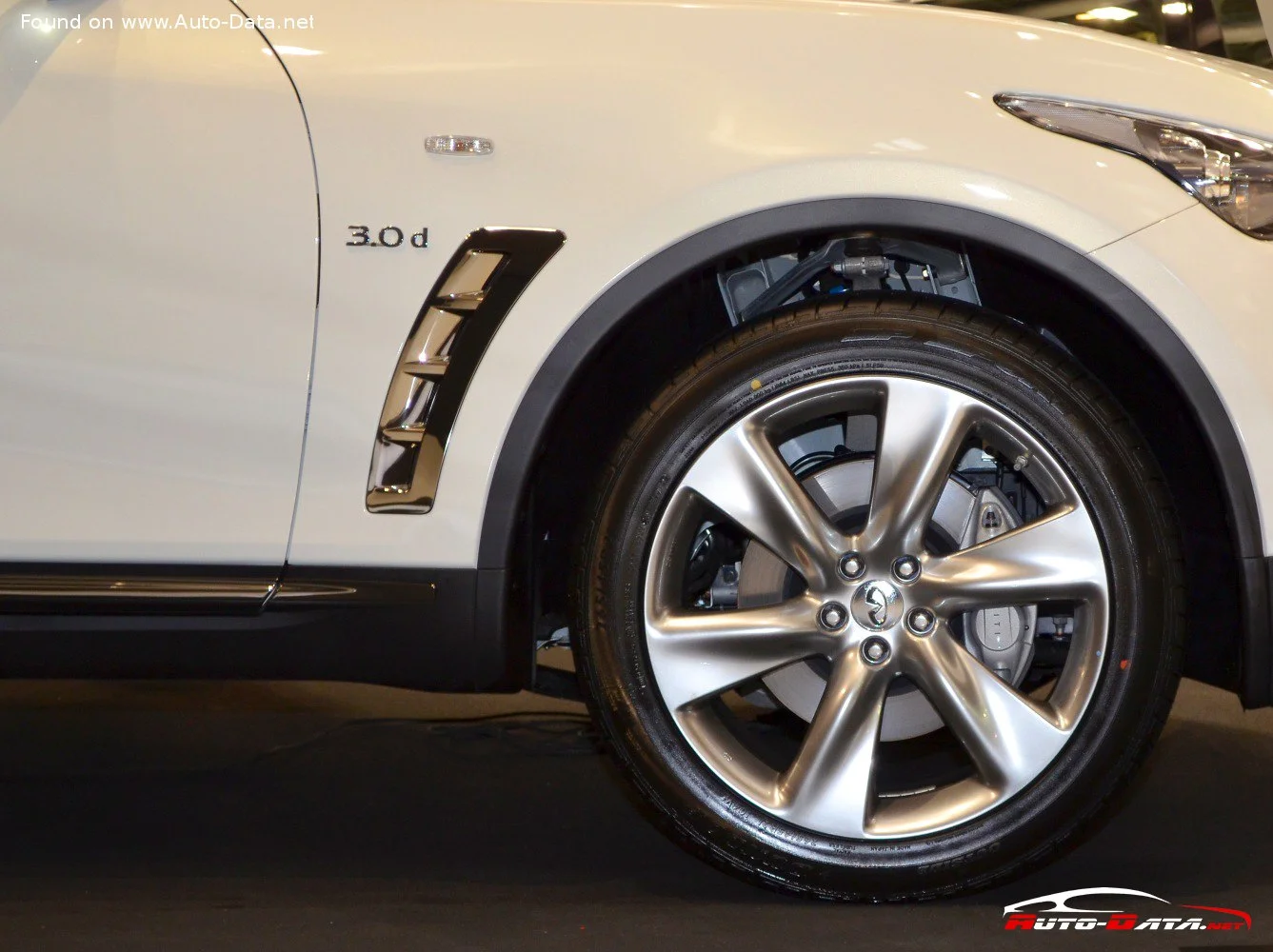 Infiniti QX70 3.0D V6 (238 Hp) Automatic AWD2013 - thumbnail 9