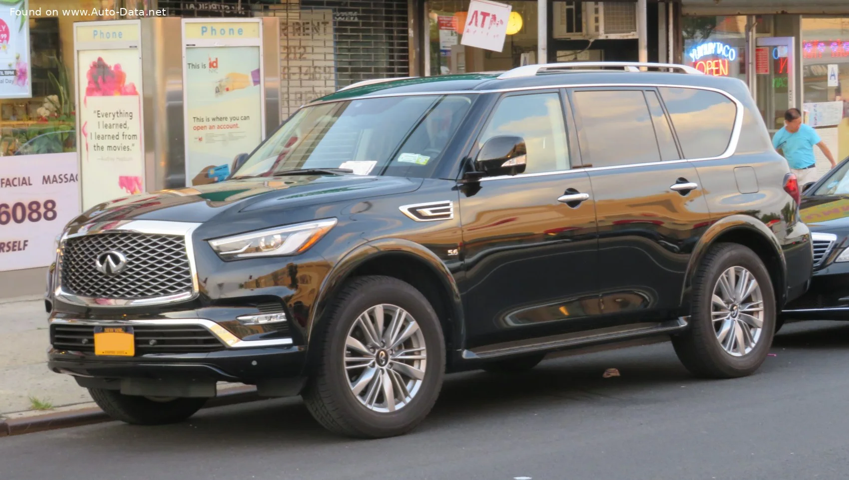 Infiniti QX80 5.6 V8 (400 Hp) Automatic2017 - 2024 thumbnail 5