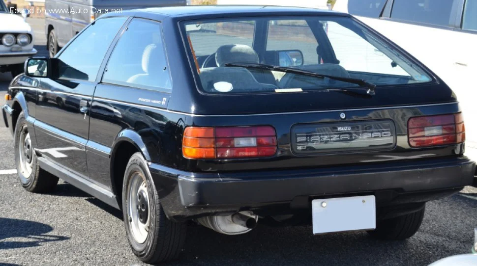 Isuzu Piazza 2.0 Turbo (141 Hp)1980 - 1990 thumbnail 2