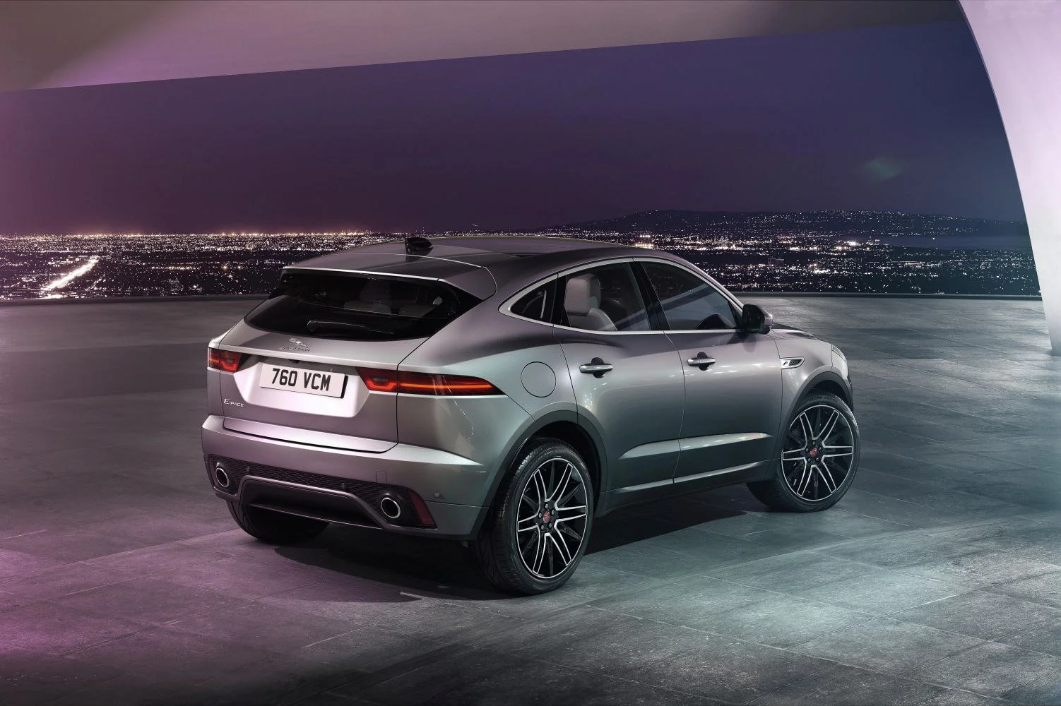 Jaguar E-Pace 1.5i (160 Hp) Mild Hybrid Automatic2020 - 2024 thumbnail 3