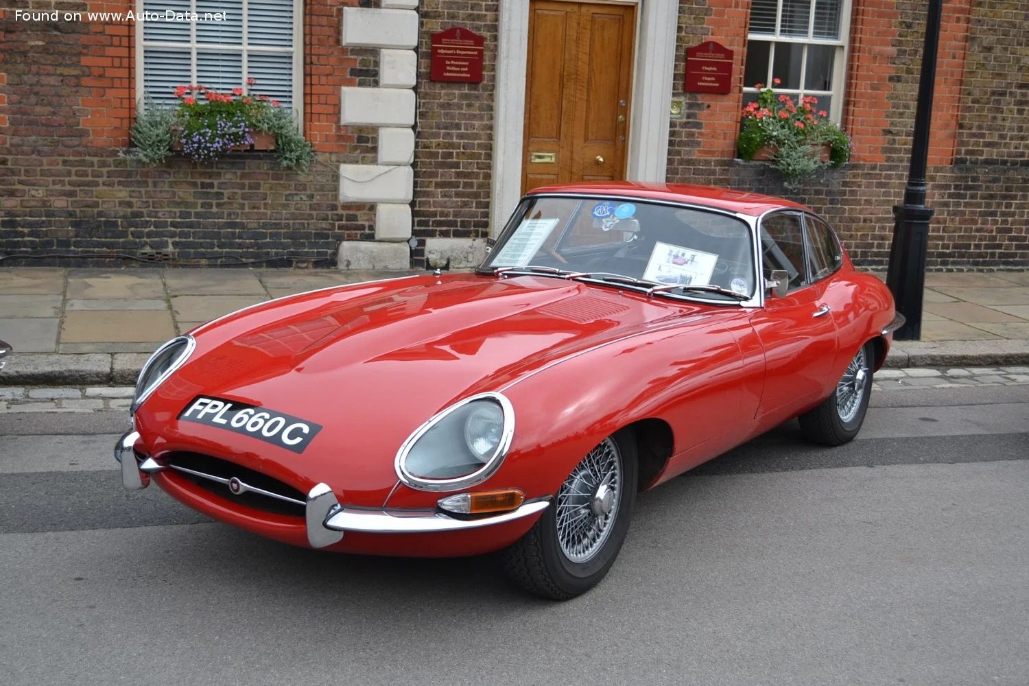 Jaguar E-type 3.8 (Series1) (265 Hp)1961 - 1964 thumbnail 2