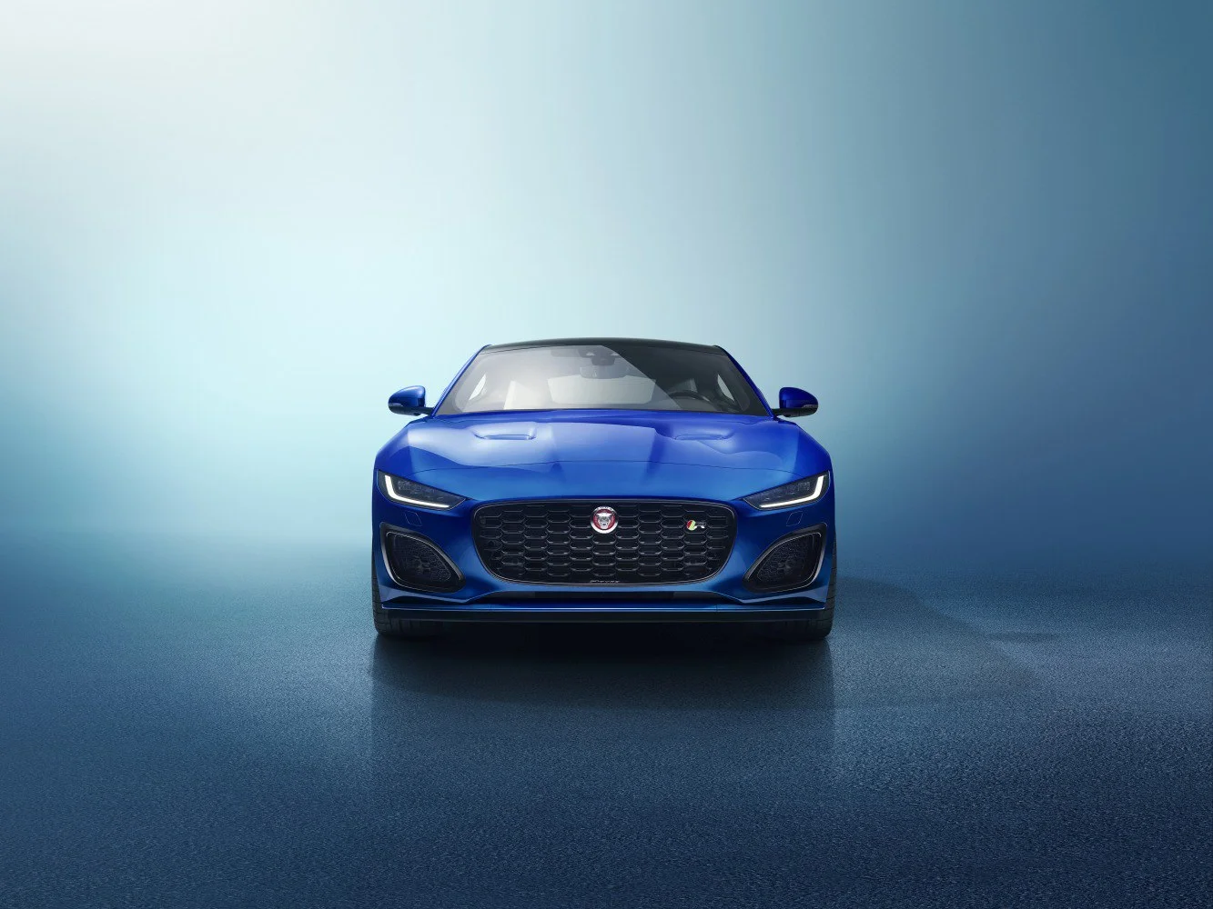 Jaguar F-type 2.0 (300 Hp) Quickshift2019 - - 1
