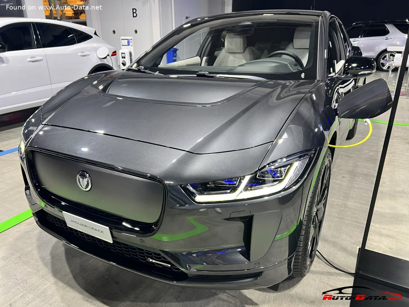 Jaguar I-Pace EV400 90 kWh (400 Hp) AWD2023 - - 1