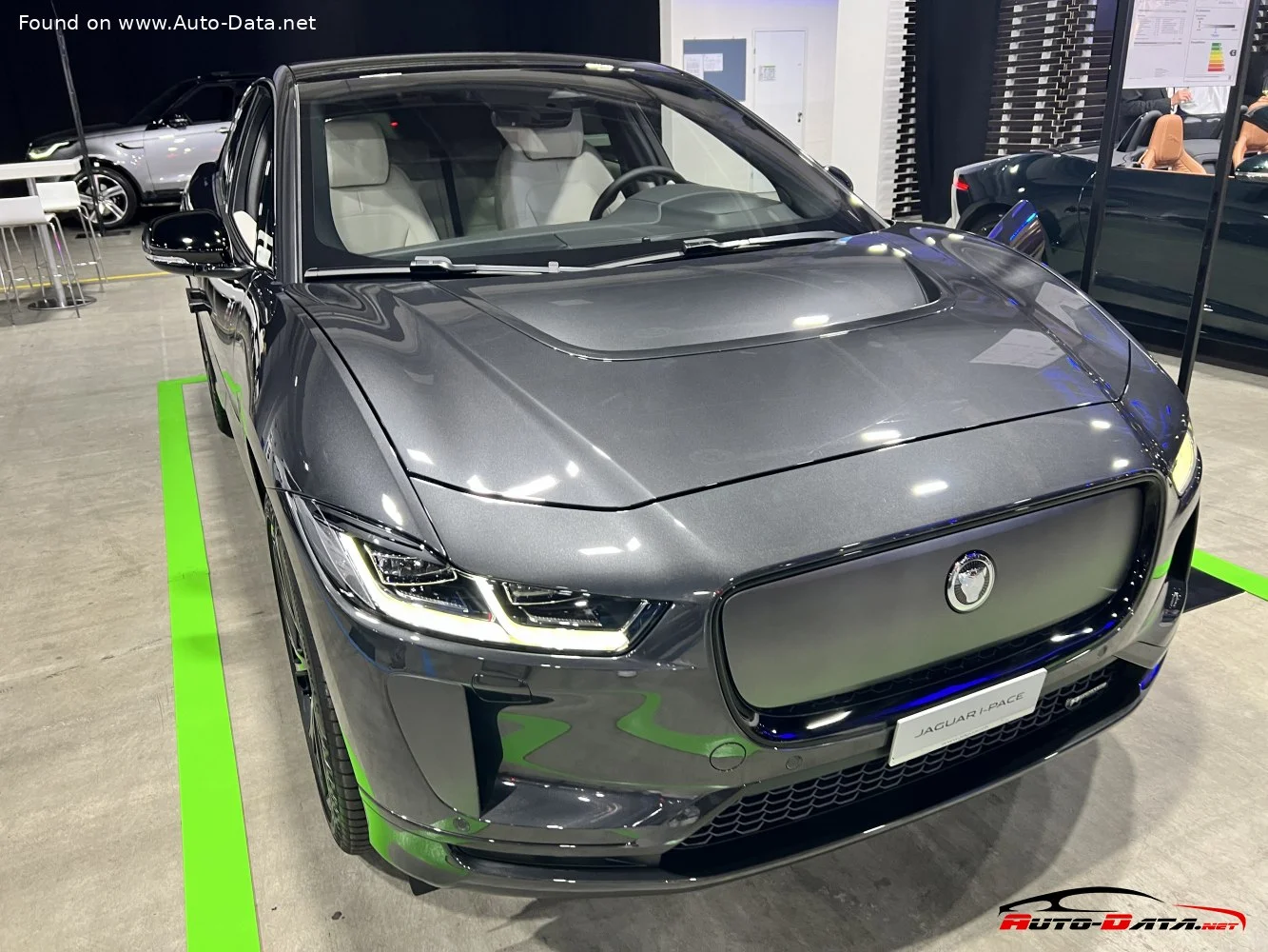 Jaguar I-Pace EV400 90 kWh (400 Hp) AWD2023 - thumbnail 2
