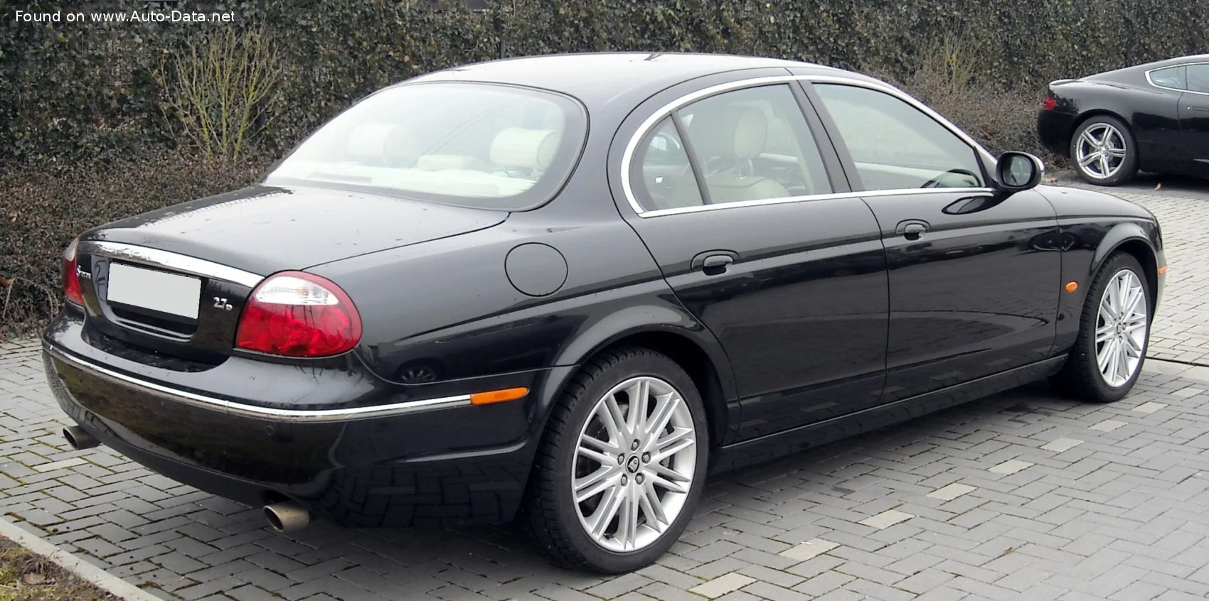 Jaguar S-type 2.5 i V6 24V (200 Hp)2001 - 2007 thumbnail 2