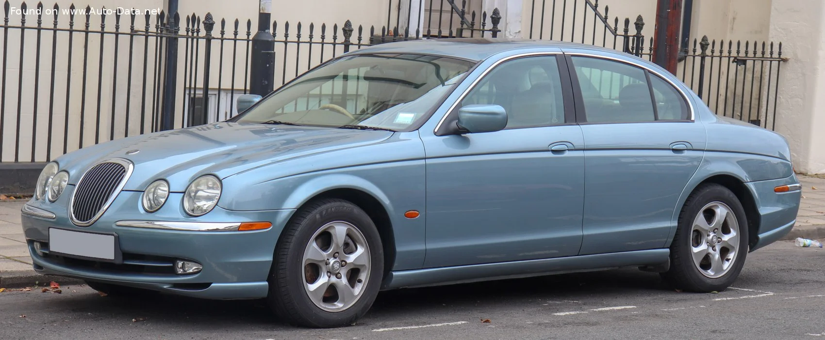 Jaguar S-type 2.5 i V6 24V (200 Hp)2001 - 2007 thumbnail 6