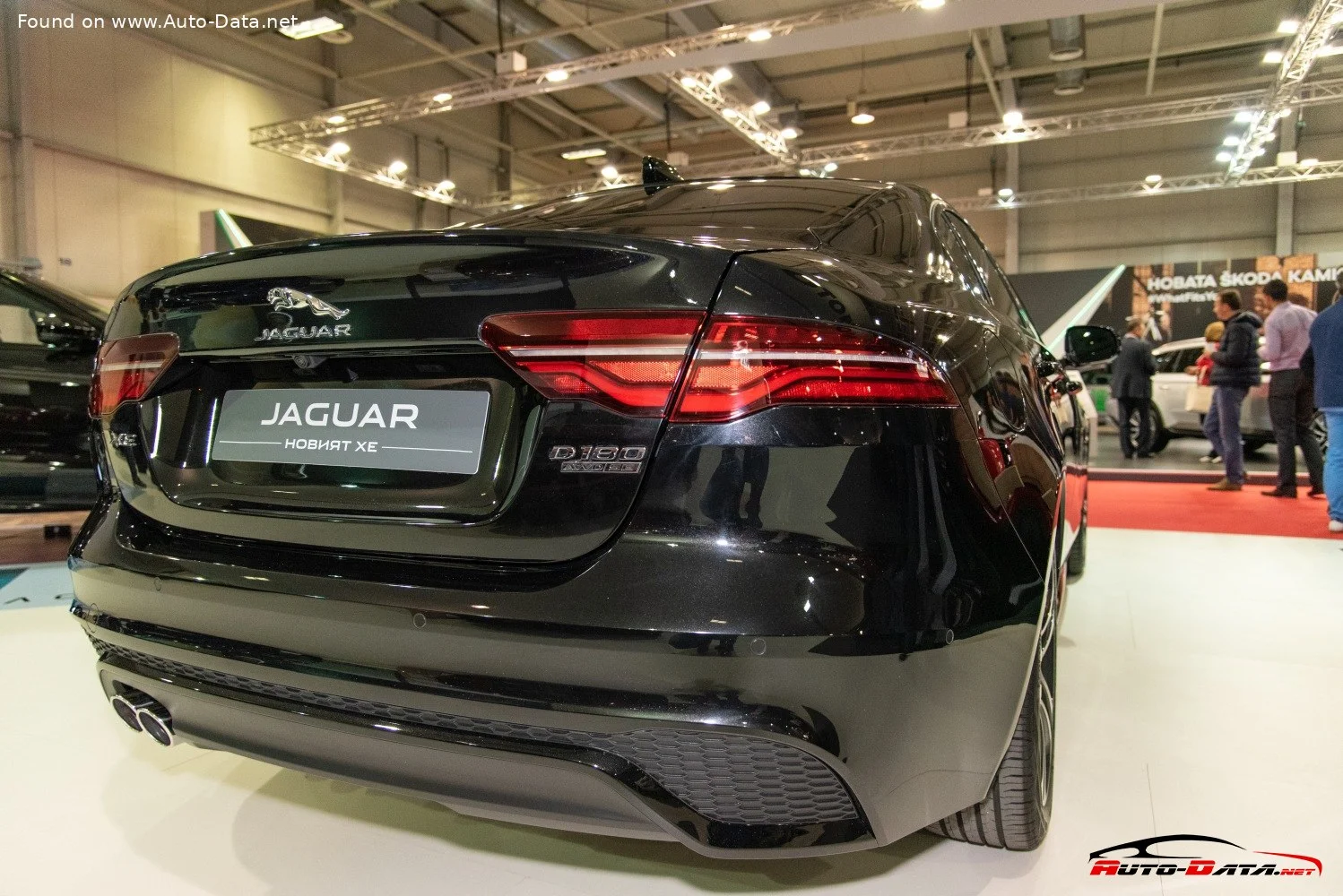Jaguar XE D180 (180 Hp) Automatic2019 - 2020 thumbnail 17