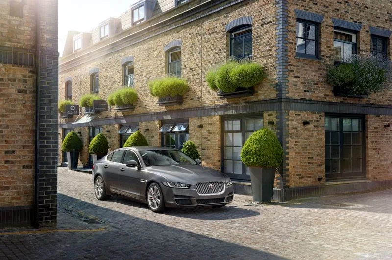 Jaguar XE 2.0 (200 Hp) Automatic2015 - 2017 thumbnail 8