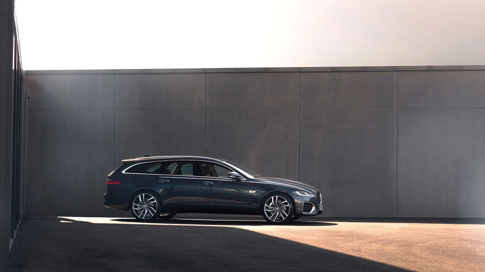 Jaguar XF 2.0d (204 Hp) Mild Hybrid Automatic2020 - 2024 thumbnail 3