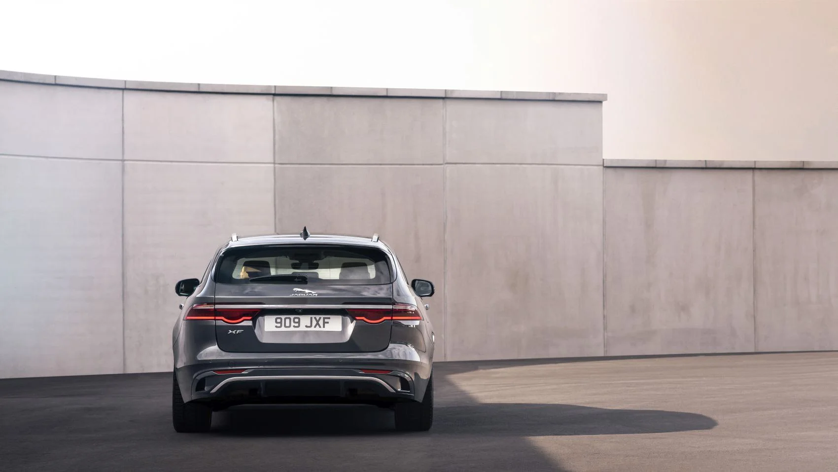 Jaguar XF 2.0d (204 Hp) Mild Hybrid Automatic2020 - 2024 thumbnail 5