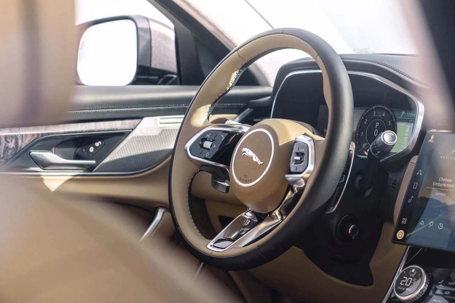 Jaguar XF 2.0d (204 Hp) Mild Hybrid Automatic2020 - 2024 thumbnail 8