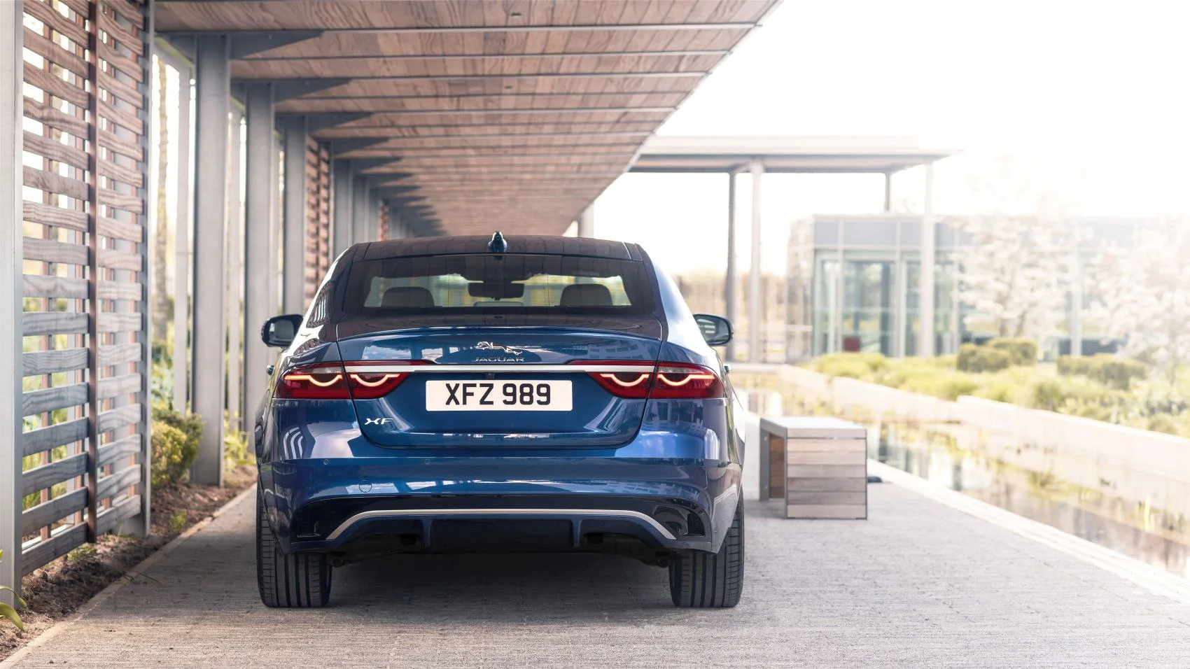 Jaguar XF 2.0d (204 Hp) Mild Hybrid Automatic2020 - 2024 thumbnail 4