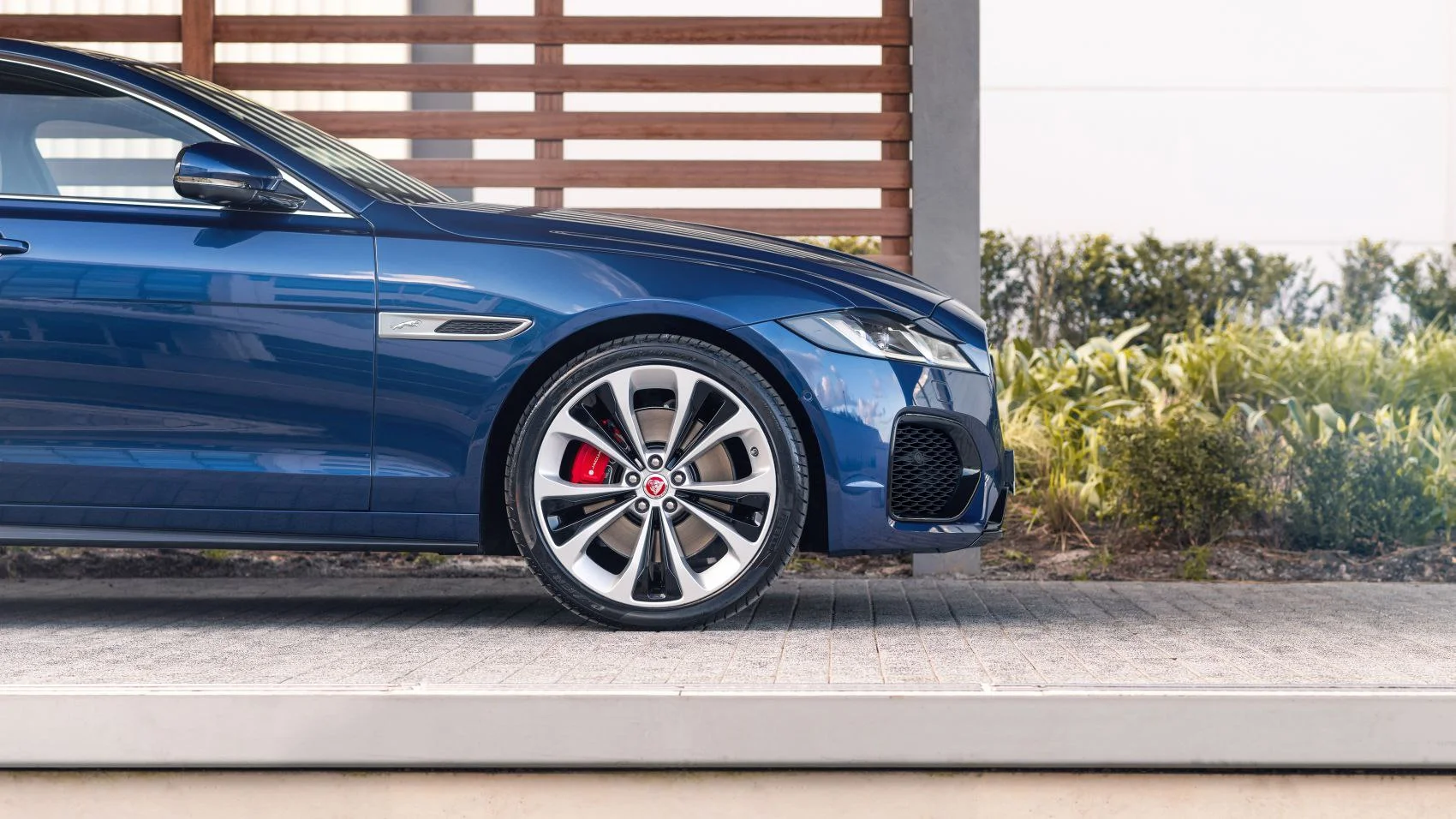 Jaguar XF 2.0d (204 Hp) Mild Hybrid Automatic2020 - 2024 thumbnail 6