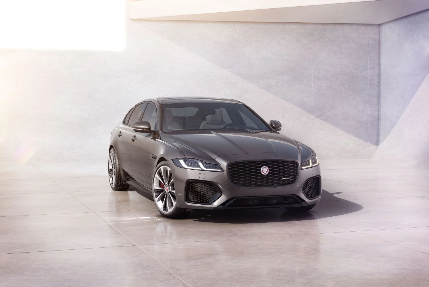 Jaguar XF 2.0d (204 Hp) Mild Hybrid Automatic2020 - 2024 thumbnail 9