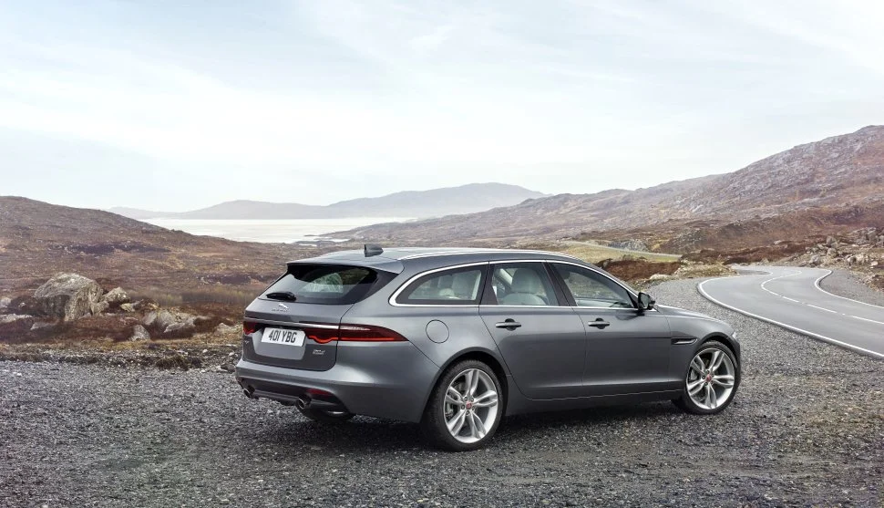 Jaguar XF 2.0 (250 Hp) Automatic2015 - 2018 thumbnail 16