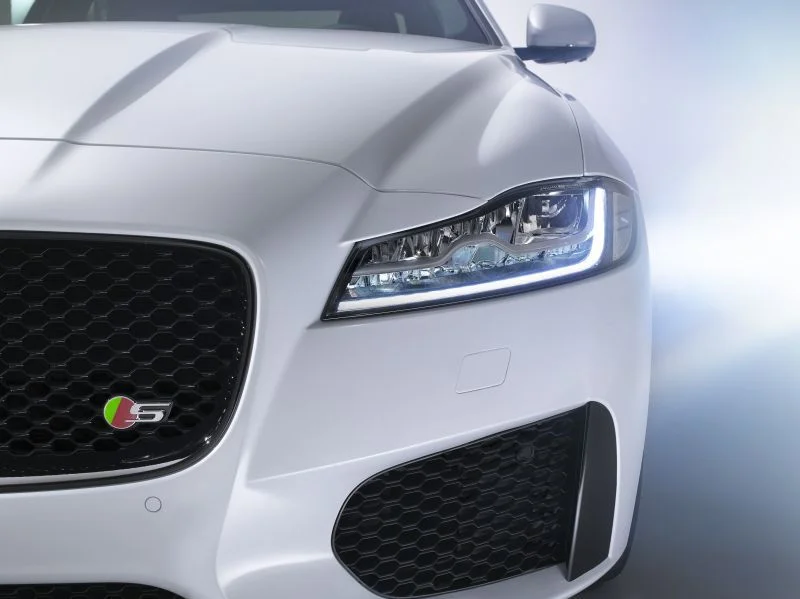 Jaguar XF 2.0 (200 Hp) Automatic2017 - 2018 thumbnail 9