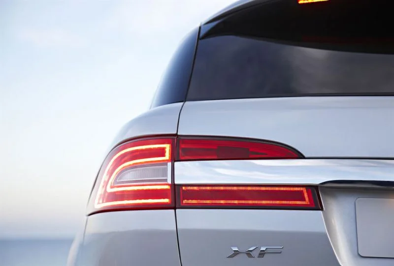Jaguar XF 2.2d (163 Hp) Automatic2012 - 2015 thumbnail 11