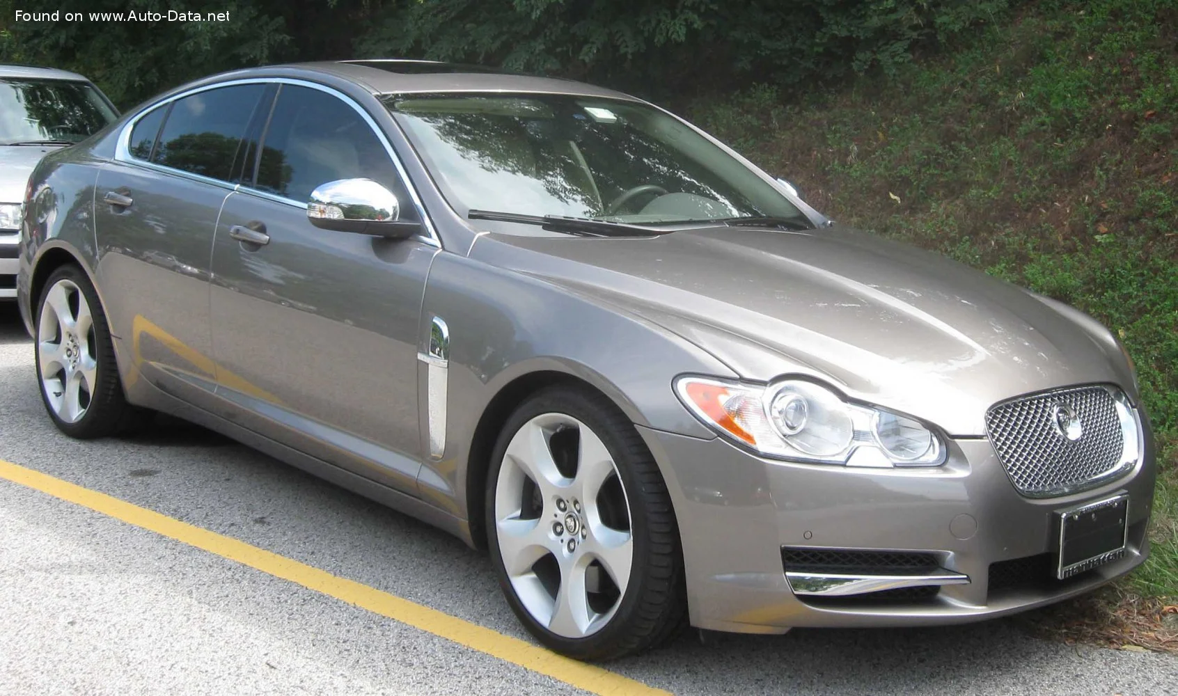 Jaguar XF 2.7D (207 Hp) Automatic2007 - 2009 thumbnail 5
