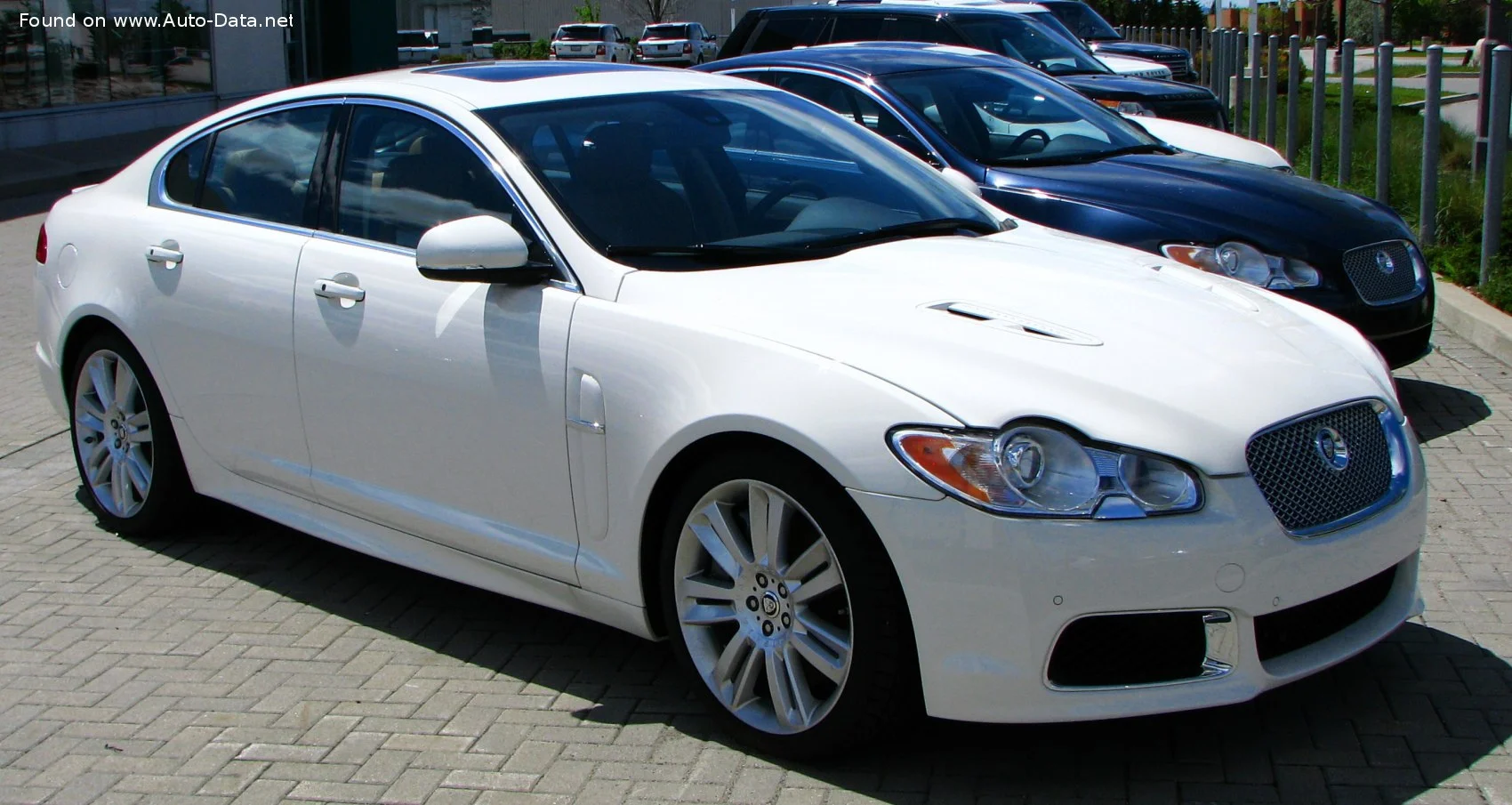 Jaguar XF 2.7D (207 Hp) Automatic2007 - 2009 thumbnail 10