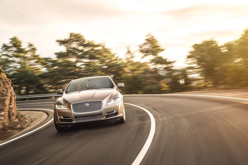 Jaguar XJ 2.0 (240 Hp) Automatic2015 - 2018 thumbnail 18