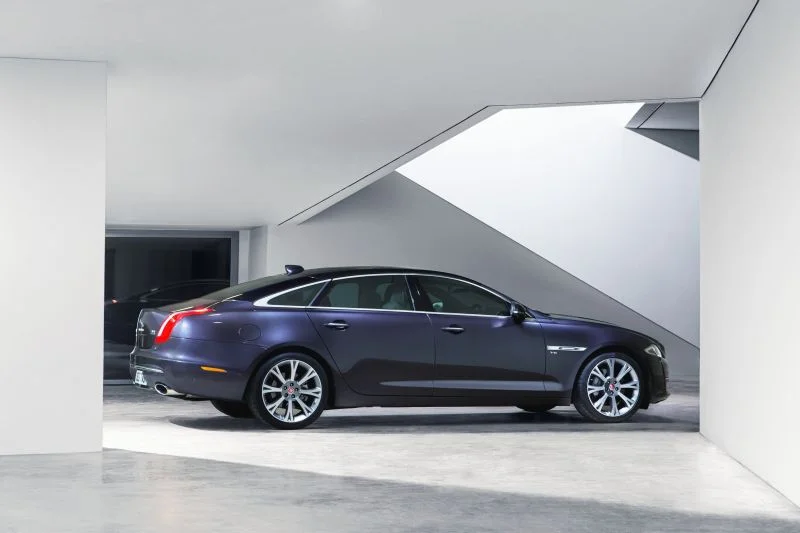 Jaguar XJ 2.0 (240 Hp) Automatic2015 - 2018 thumbnail 8