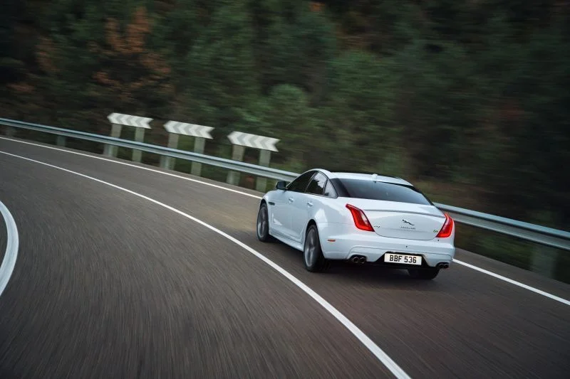 Jaguar XJ 2.0 (240 Hp) Automatic2015 - 2018 thumbnail 14