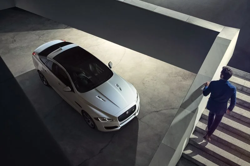 Jaguar XJ 2.0 (240 Hp) Automatic2015 - 2018 thumbnail 16