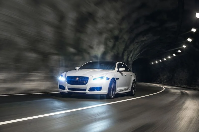 Jaguar XJ 2.0 (240 Hp) Automatic2015 - 2018 thumbnail 18