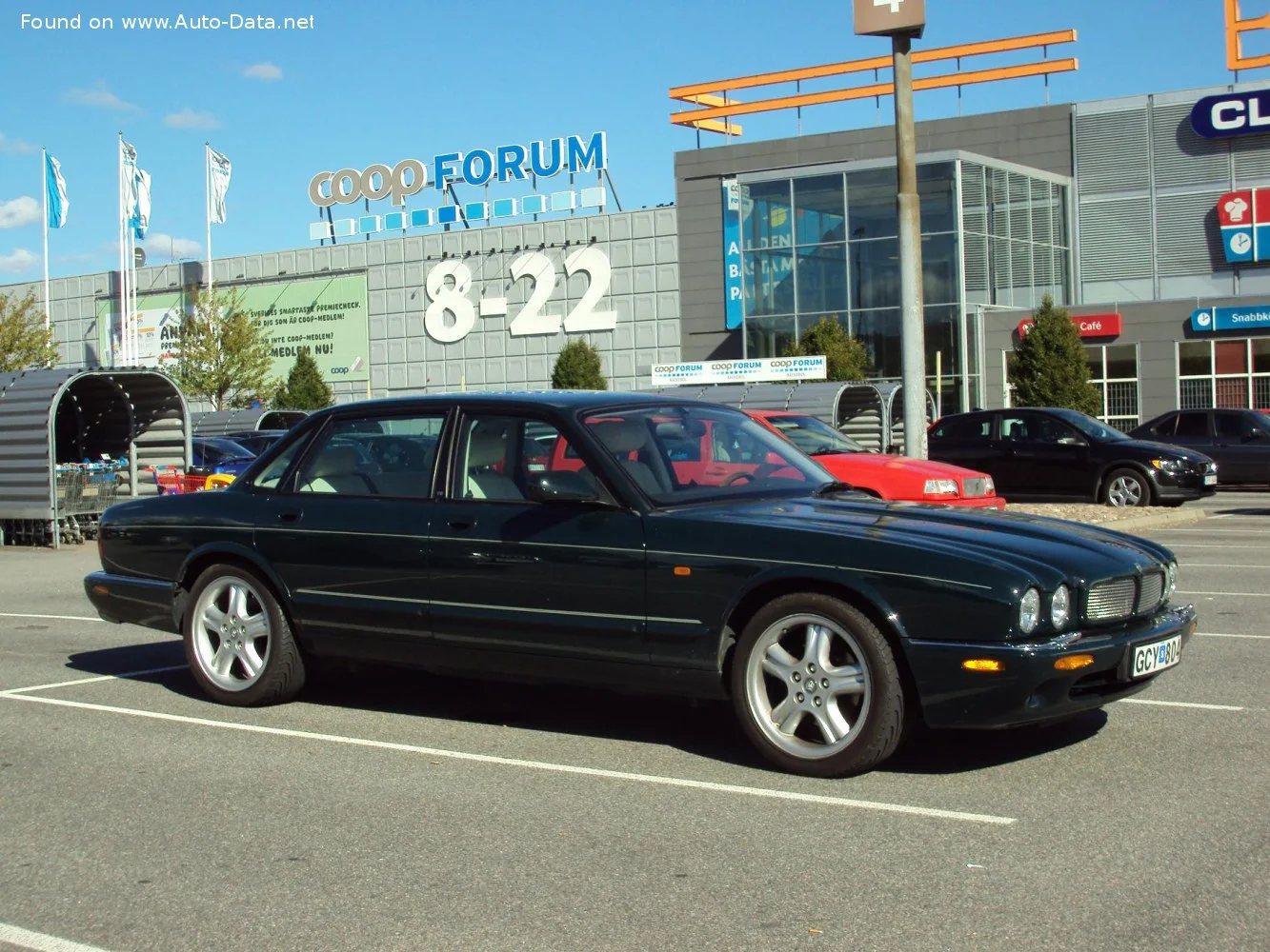 Jaguar XJ 3.2 V8 32V (237 Hp) Automatic1997 - 2003 thumbnail 12