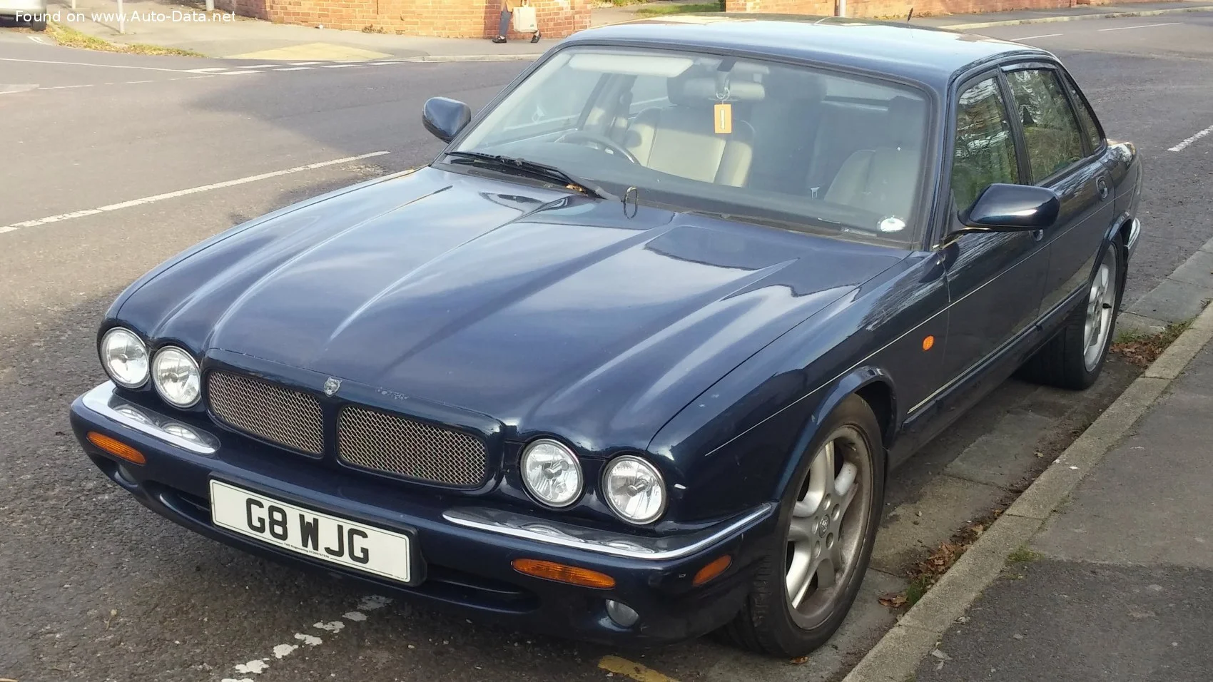 Jaguar XJ 3.2 V8 32V (237 Hp) Automatic1997 - 2003 thumbnail 3