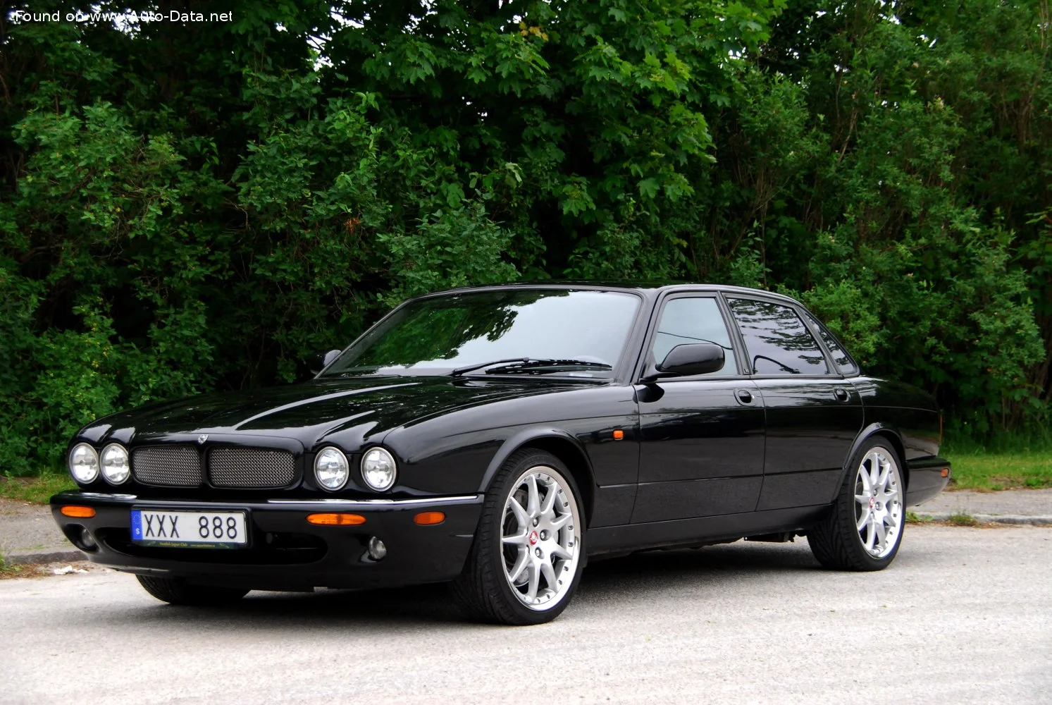 Jaguar XJ 3.2 V8 32V (237 Hp) Automatic1997 - 2003 thumbnail 9
