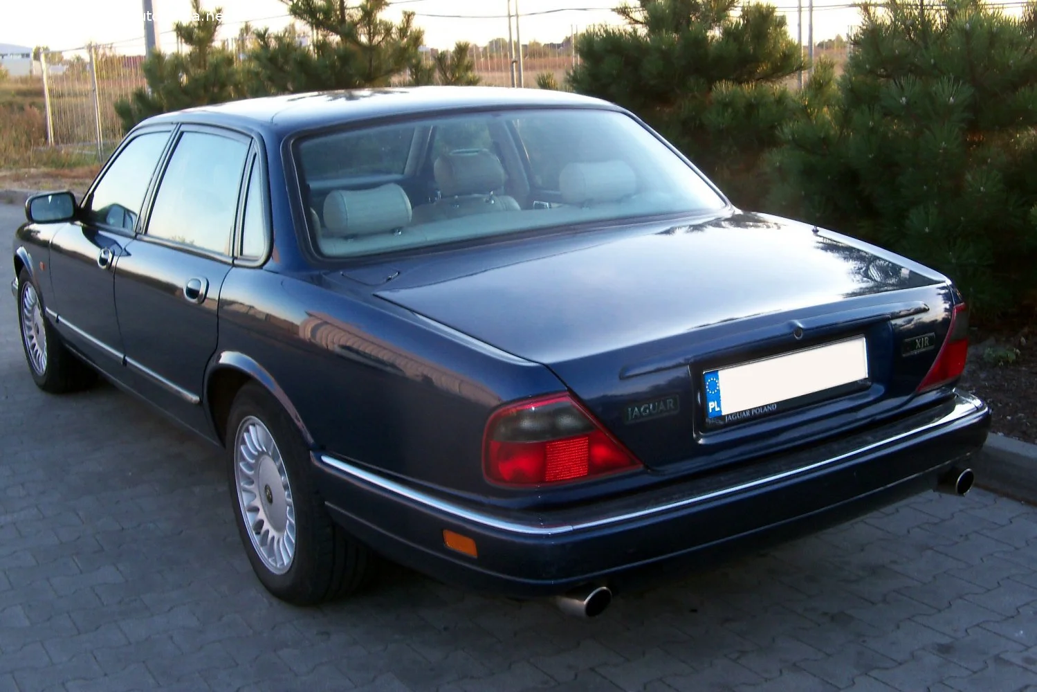 Jaguar XJ 3.2 24V Classic (211 Hp)1994 - 1997 thumbnail 4