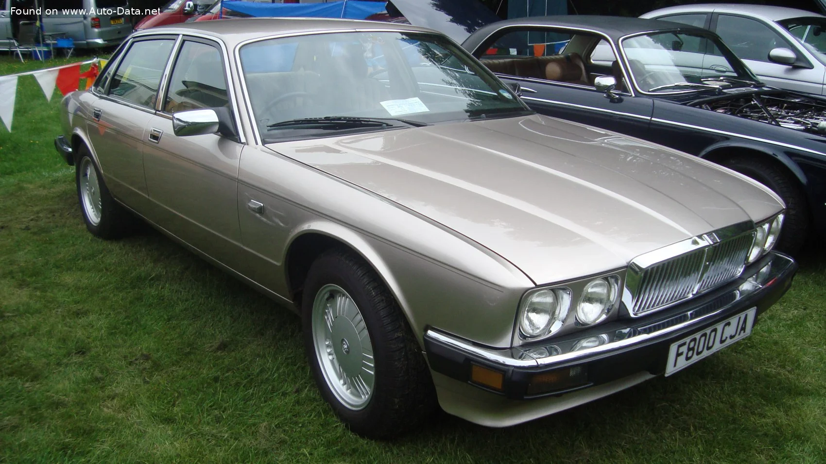 Jaguar XJ 6.0 V12 (311 Hp)1993 - 1994 thumbnail 11