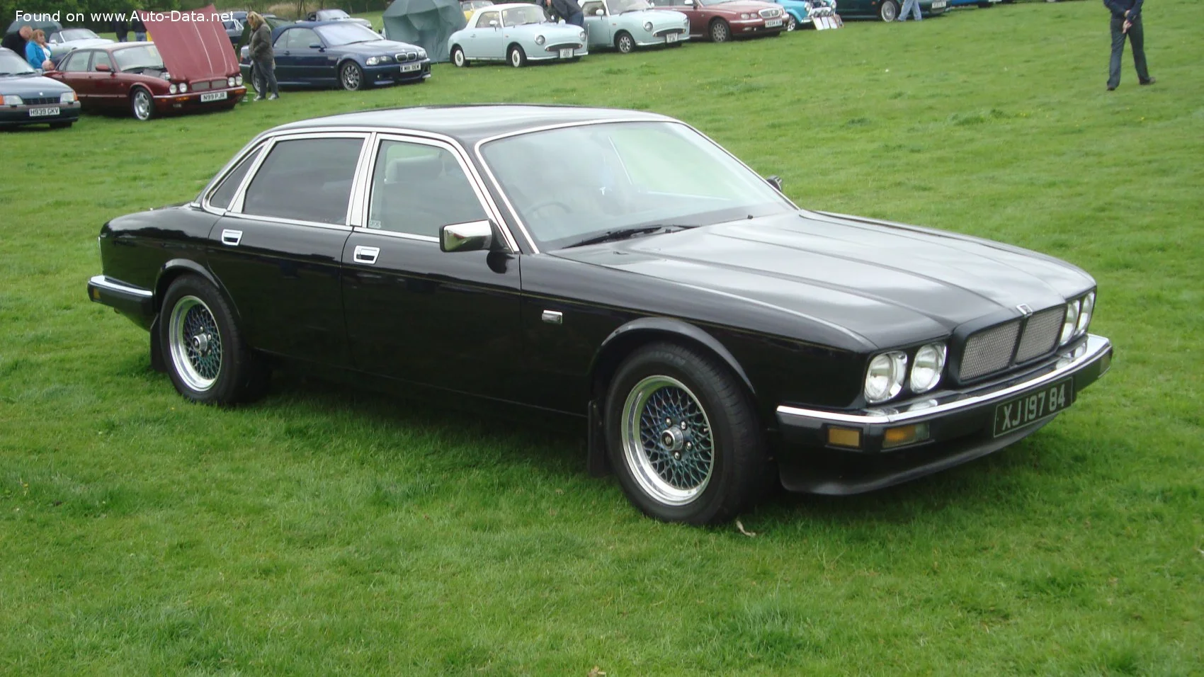 Jaguar XJ Jaguar XJ (XJ40/XJ81)