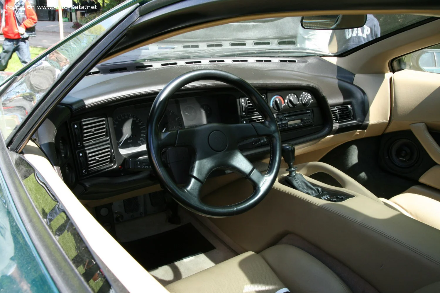 Jaguar XJ220 3.5 BiTurbo V6 (542 Hp)1992 - 1994 thumbnail 4