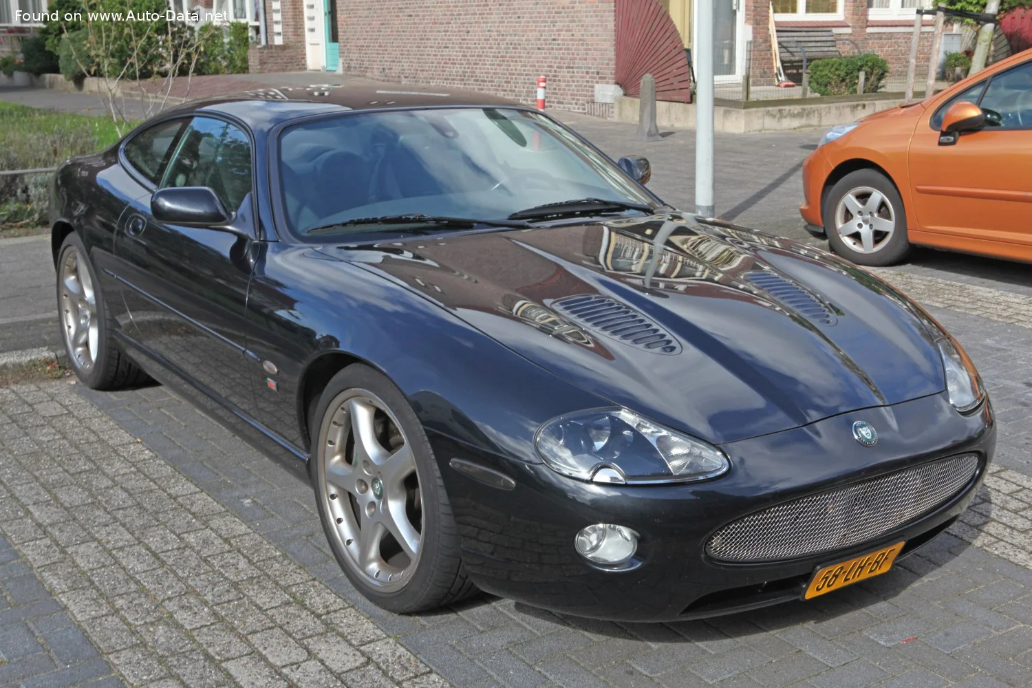 Jaguar XK 4.0 V8 (284 Hp) Automatic1996 - 2002 thumbnail 6